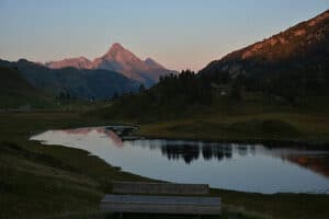 Ansicht See und Bergpanorama