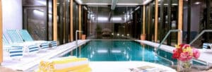 Wellness Und Kinderhotel Kaernten Schwimmbecken